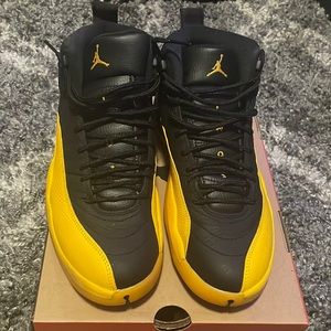 University Gold-Black Retro 12s Size 8 in men